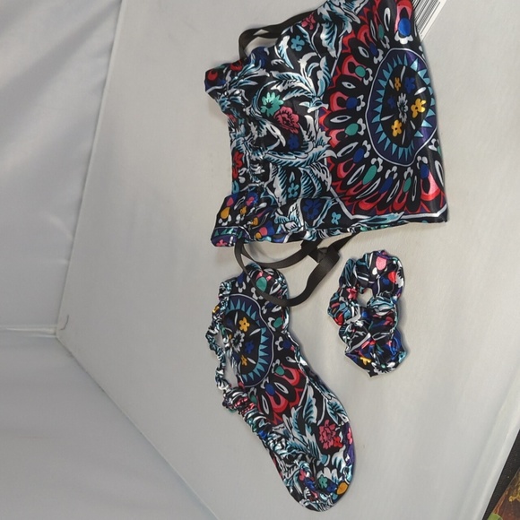 Vera Bradley Travel Sleep Set (Missing Pillowcase) Stained Glass Medalli… - Picture 2 of 7